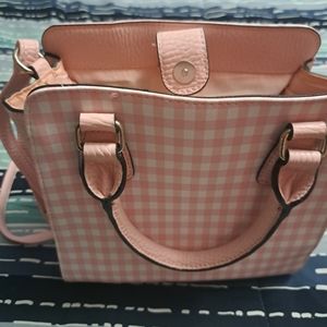 Crossbody purse